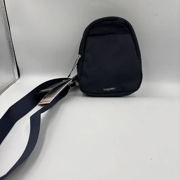 Baggallini Double Zip Mini Sling. Backpack Purse Bag Nylon Blue - Picture 5 of 9
